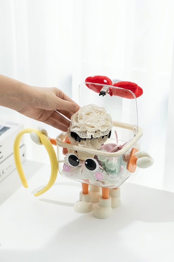 CUTE STORAGE BOX