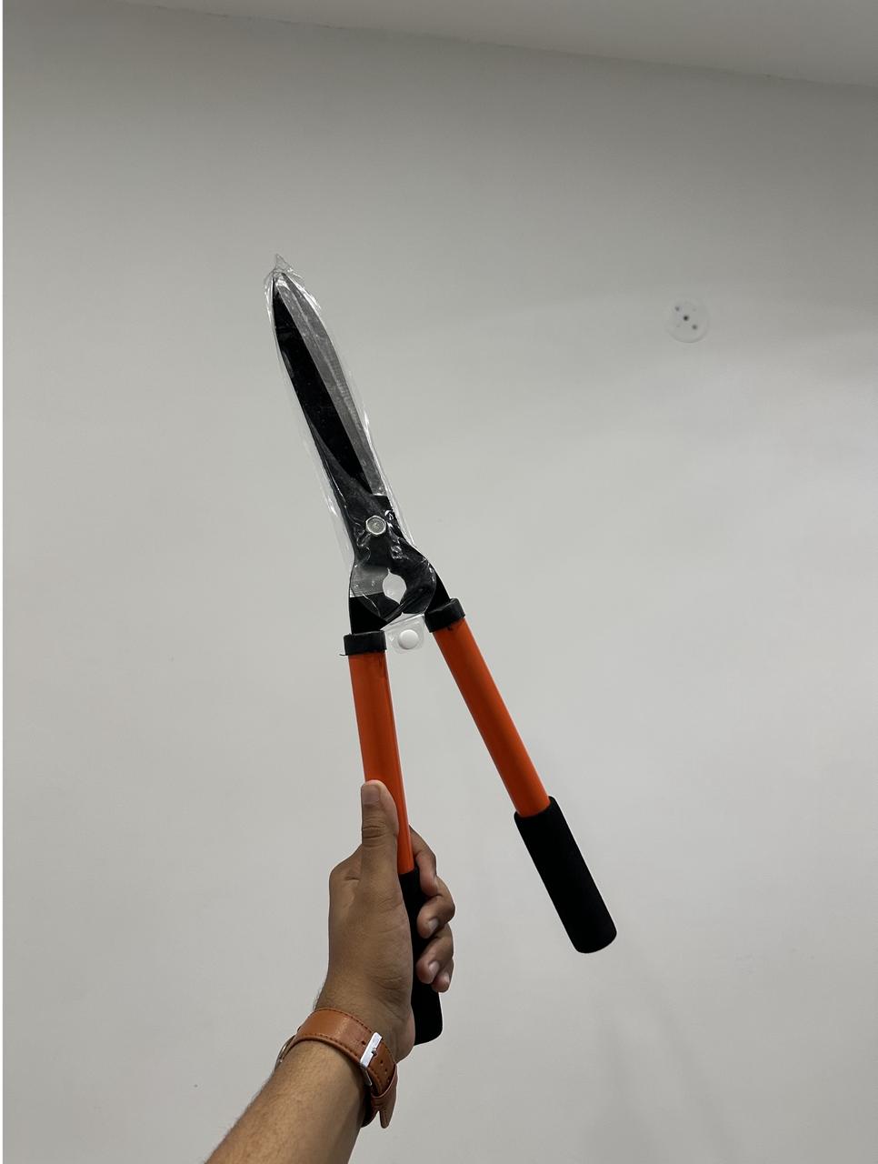 Heavy-Duty Hedge Shears with Non-Slip Long Handles